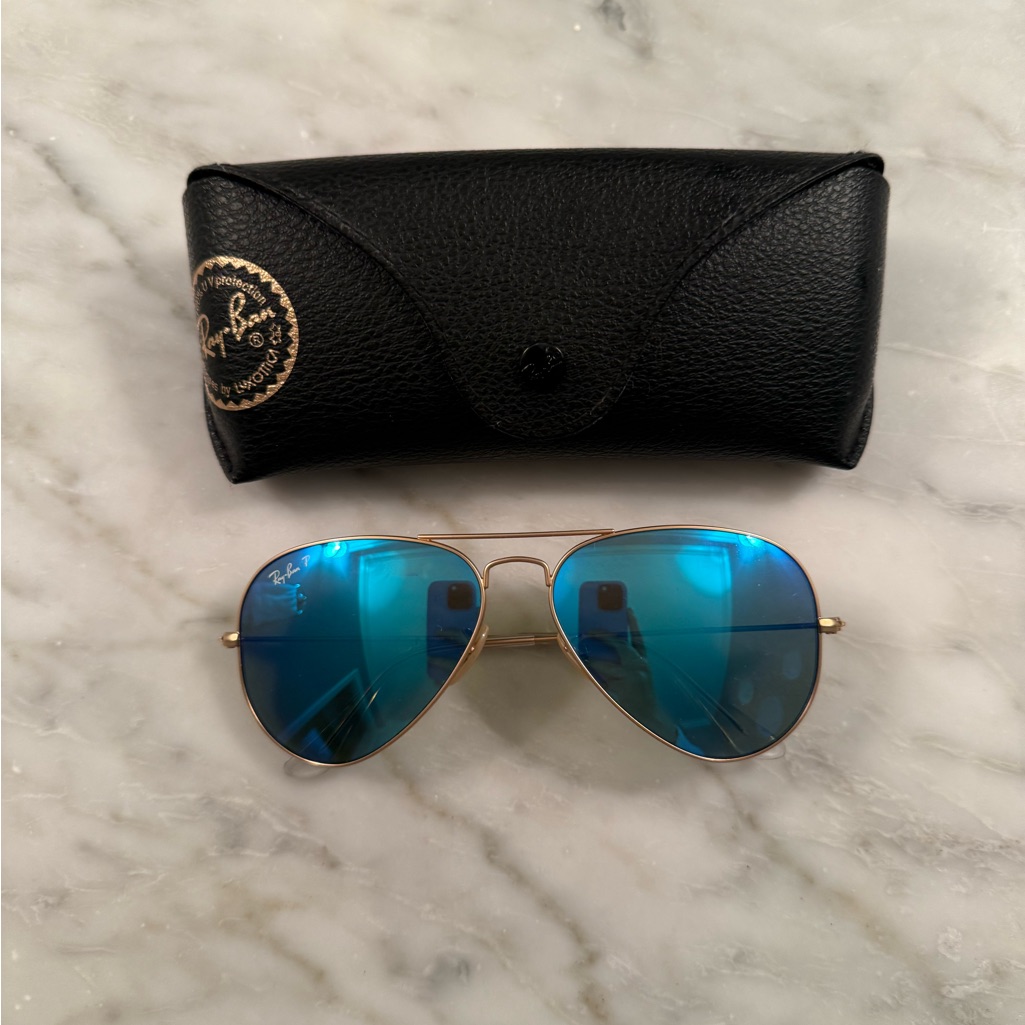 Never Wore Ray-Ban Gold Aviator Sunglasses With Blue Lenses